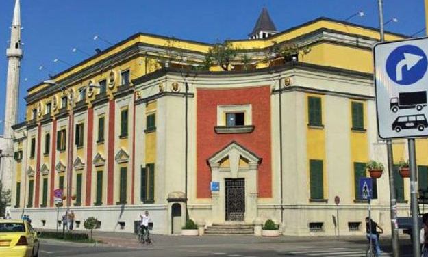 Hapet konkursi: Bashkia e Tiranes do ndertoje nje godine te re, do jete ekologjike